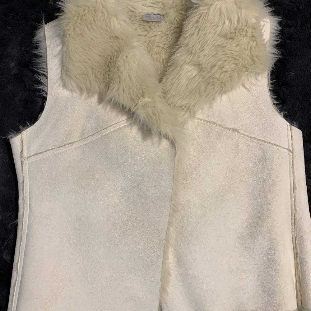 Jennifer Lopez - Size L -Beige
